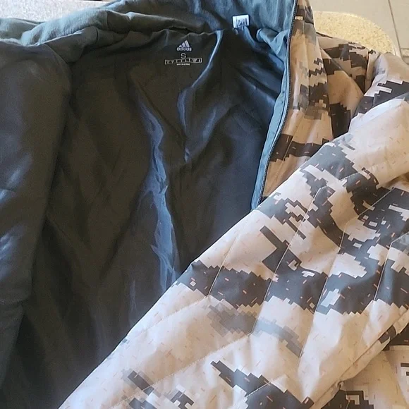 Adidas Long Quited Size S Coat Marapat Digital Desert Camo Like New - Picture 14 of 16
